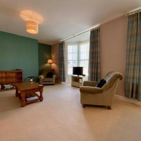 The Flat @ Sixteen Scarborough Luaran gambar